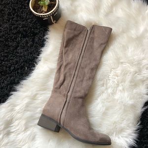Adorable & Comfy Boots!